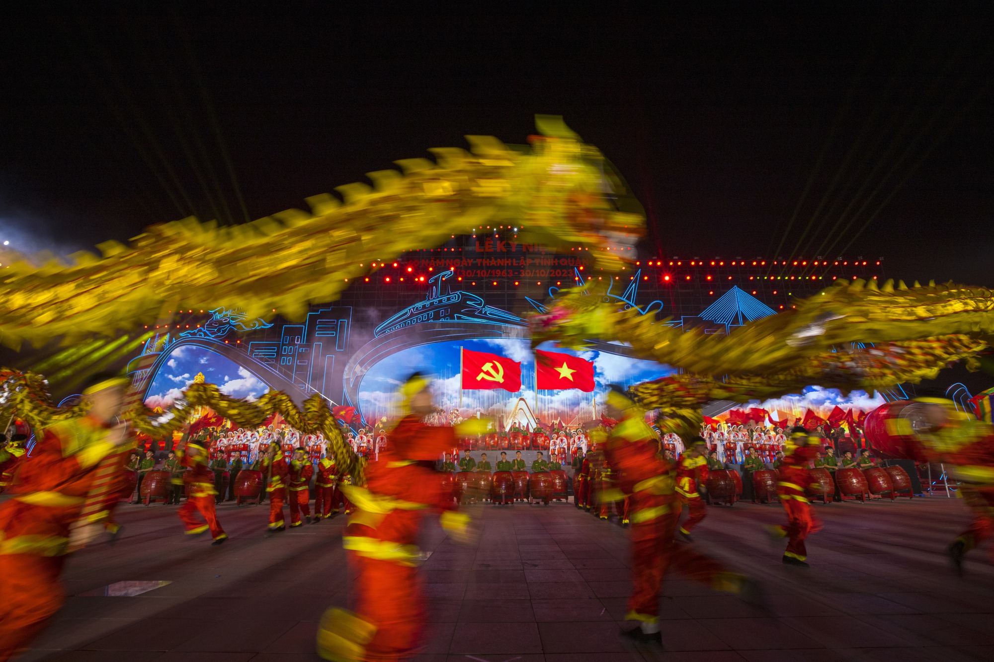 Khoảnh khắc khó quên - : tin tức, hình Ảnh, video, bình luận mới nhất