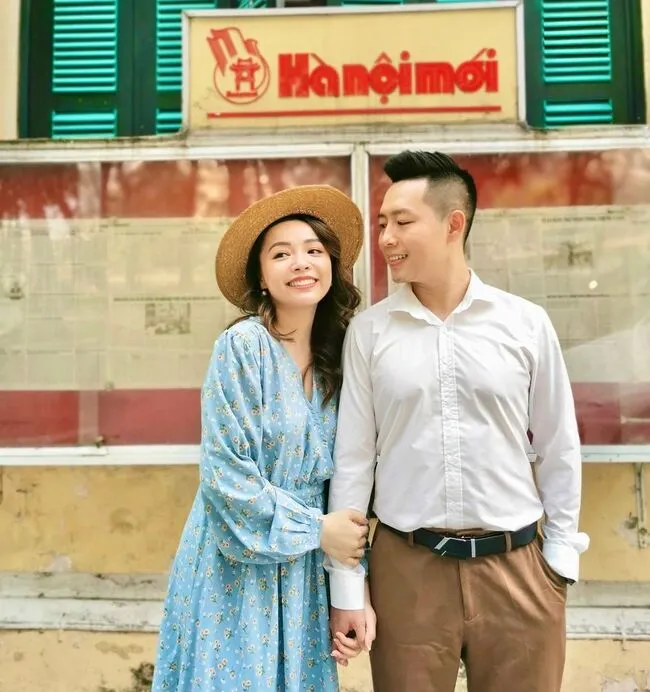 Khám phá ngay tư thế tạo dáng chụp ảnh kỷ yếu với người yêu lưu giữ kỉ niệm